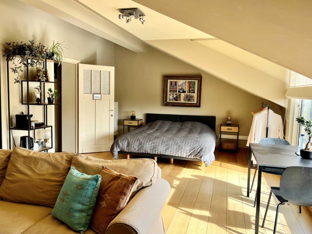 Discreet kamerverhuur Brugge - Suite 113