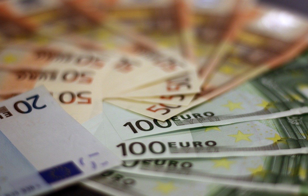 Geld verdienen als gezelschapsdame